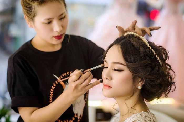 4 bí kiếp Trang điểm Makeup cô dâu tiệc họ Tuy Hoà Phú Yên cực đẹp (2)