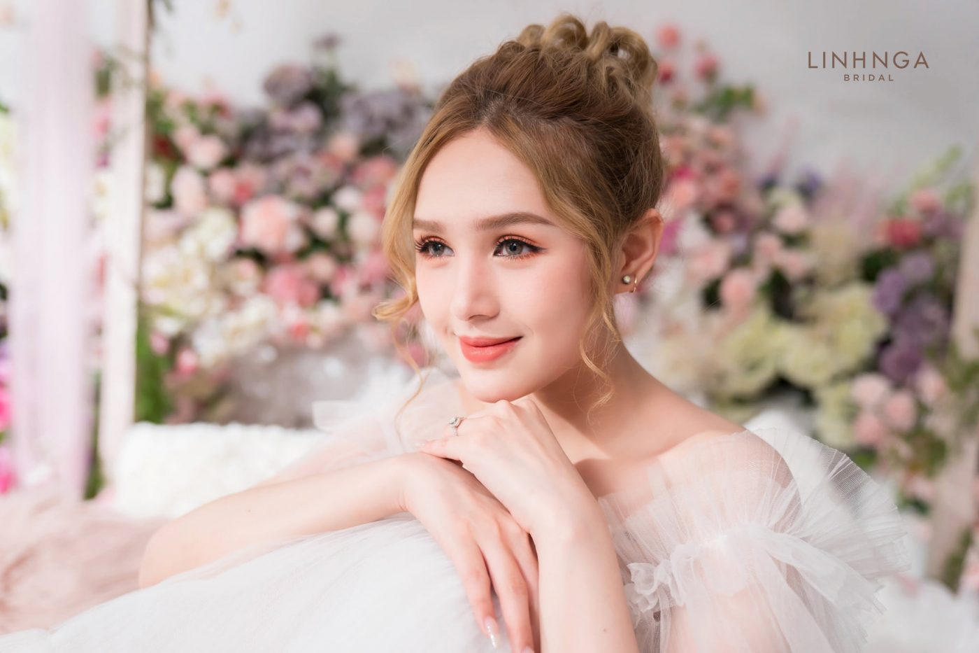 Giá makeup cô dâu Trang điểm Makeup cô dâu tiệc họ Tuy Hoà Phú Yên (4)