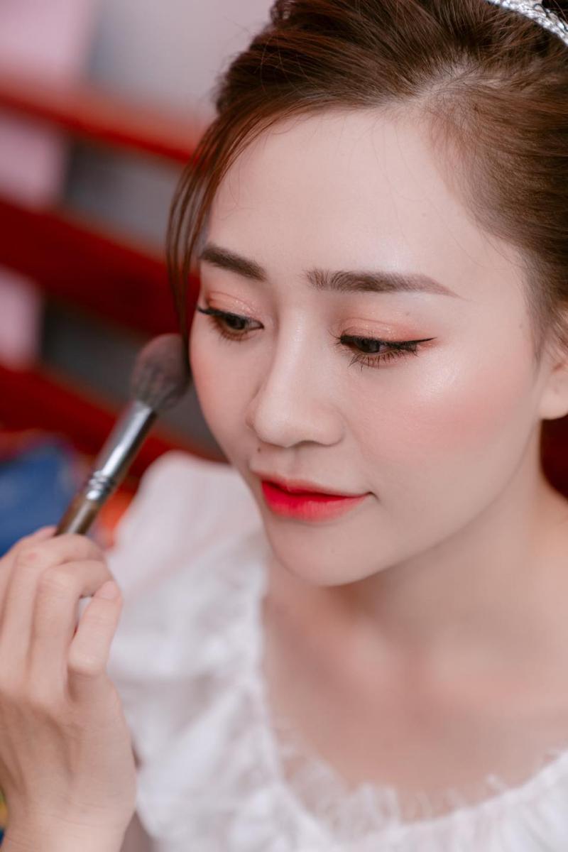 Khóa học Trang điểm Makeup cô dâu tiệc họ Tuy Hoà Phú Yên chất lượng (7)