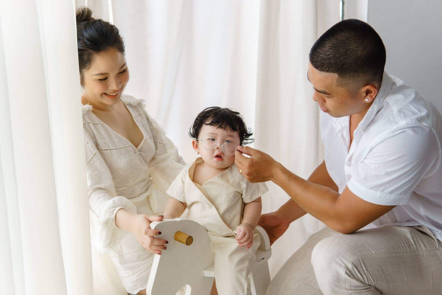 Mẹo chụp ảnh em bé gia đình baby Tuy Hoà Phú Yên cho bé nhút nhát (1)