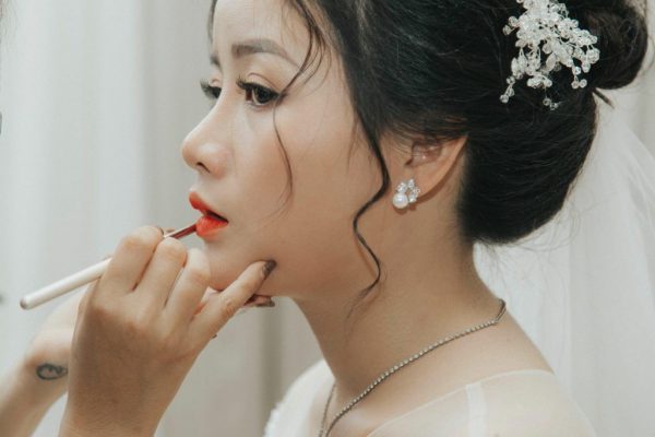 Nghề Trang điểm Makeup cô dâu tiệc họ Tuy Hoà Phú Yên có tương lai không (2)