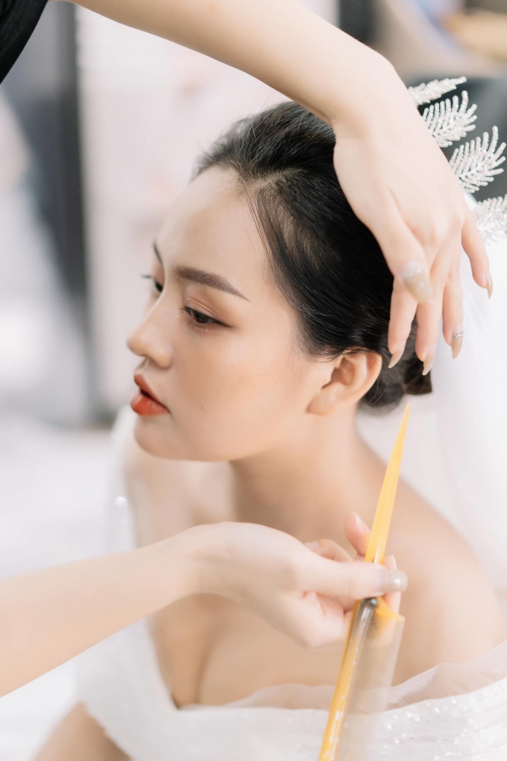 Nghề Trang điểm Makeup cô dâu tiệc họ Tuy Hoà Phú Yên kiếm nhiều tiền không (1)