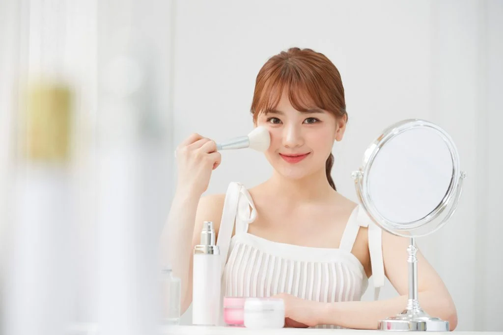 Trang điểm Makeup cô dâu tiệc họ Tuy Hoà Phú Yên bí quyết tự trang điểm (2)