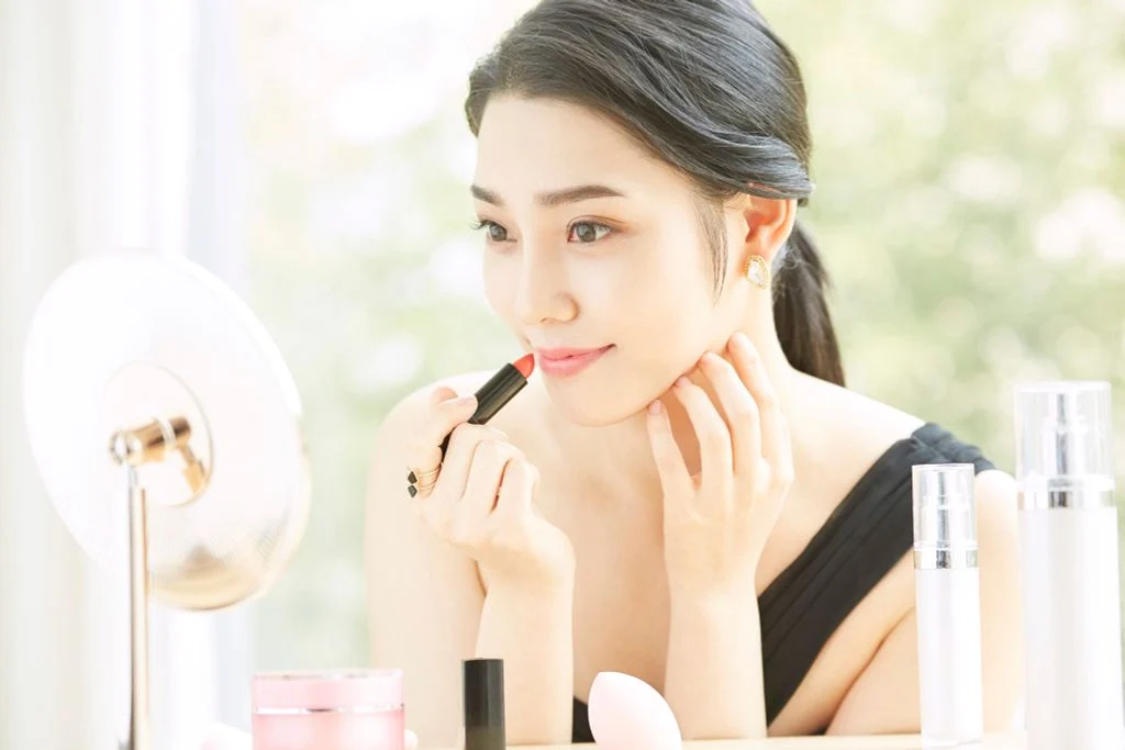 Trang điểm Makeup cô dâu tiệc họ Tuy Hoà Phú Yên bí quyết tự trang điểm (3)